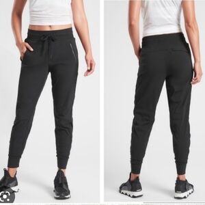 ATHLETA trekkie north jogger black athletic pants size 10